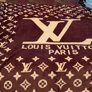 Louis Vuitton super snuggle blanket throw NEW